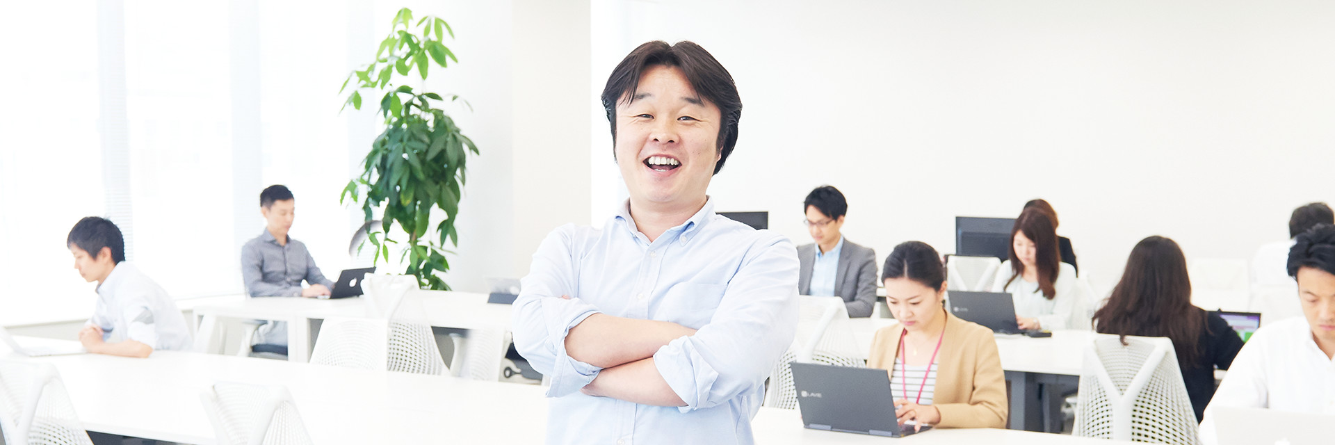 ITグループ　ディレクター　増岡 格